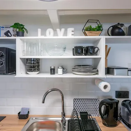 Magnifique Flat Le Belleville - Lumineux - 4 Personnes - Proche Metro *