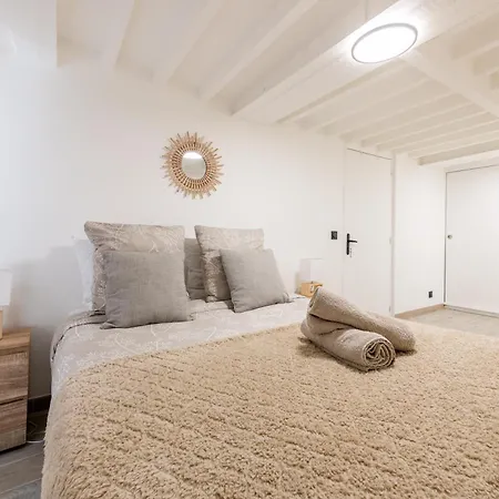 Magnifique Flat Le Belleville - Lumineux - 4 Personnes - Proche Metro Apartment *